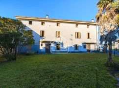 Edificio in Residenziale