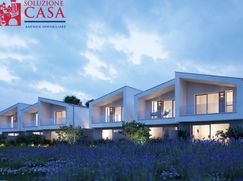 Casa Bi/Trifamiliare in Residenziale