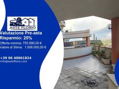 Negozio/Locale commerciale in Commerciale