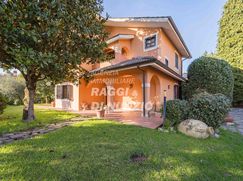Villa in Residenziale
