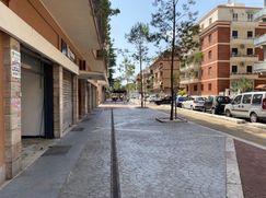 Negozio/Locale commerciale in Commerciale