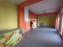 Negozio/Locale commerciale in Commerciale