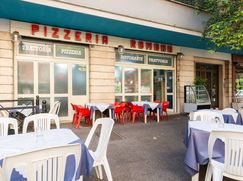 Attività/Licenza (con o senza mura) in Commerciale