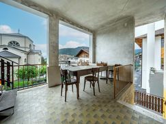 Casa Bi/Trifamiliare in Residenziale
