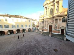 Negozio/Locale commerciale in Commerciale