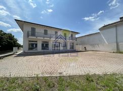 Edificio in Residenziale