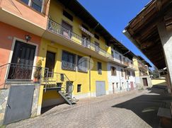 Casa Bi/Trifamiliare in Residenziale