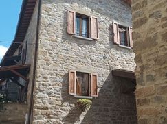 Casa Bi/Trifamiliare in Residenziale