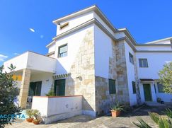 Villa in Residenziale