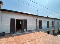 Casa Bi/Trifamiliare in Residenziale