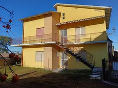 Casa Bi/Trifamiliare in Residenziale