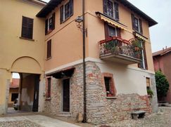 Casa Bi/Trifamiliare in Residenziale