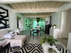 Casa Bi/Trifamiliare in Residenziale