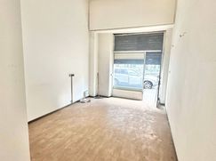 Negozio/Locale commerciale in Commerciale