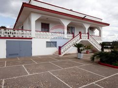 Casa Bi/Trifamiliare in Residenziale