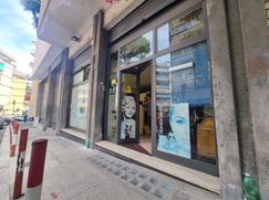 Negozio/Locale commerciale in Commerciale