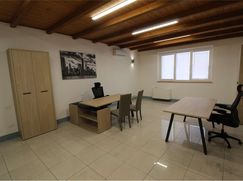 Ufficio in Commerciale