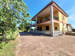 Casa Bi/Trifamiliare in Residenziale
