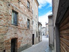 Casa Bi/Trifamiliare in Residenziale
