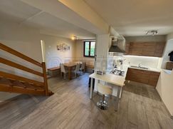Casa Bi/Trifamiliare in Residenziale