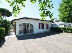 Casa Bi/Trifamiliare in Residenziale