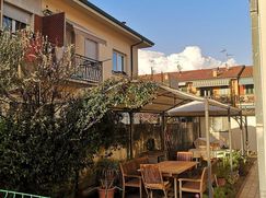 Casa Bi/Trifamiliare in Residenziale