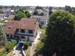 Casa Bi/Trifamiliare in Residenziale