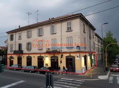 Negozio/Locale commerciale in Commerciale