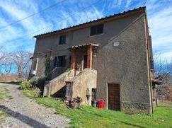 Casa Bi/Trifamiliare in Residenziale