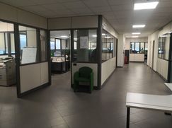 Ufficio in Commerciale
