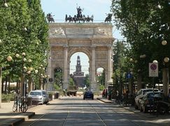 Attività/Licenza (con o senza mura) in Commerciale