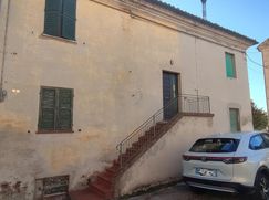 Casa Bi/Trifamiliare in Residenziale