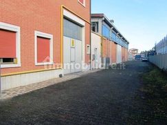 Capannone in Commerciale