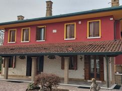 Casa Bi/Trifamiliare in Residenziale