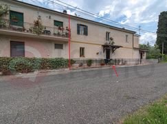 Casa Bi/Trifamiliare in Residenziale