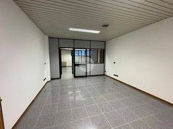 Ufficio in Commerciale