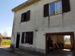 Casa Bi/Trifamiliare in Residenziale