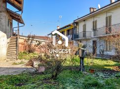 Casa Bi/Trifamiliare in Residenziale