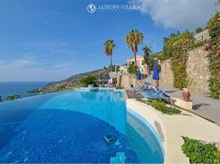 Villa in Residenziale