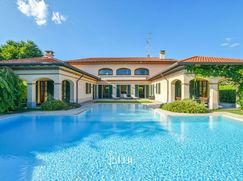Villa in Residenziale