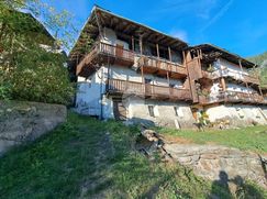 Casa Bi/Trifamiliare in Residenziale