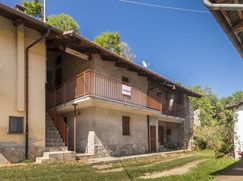 Casa Bi/Trifamiliare in Residenziale