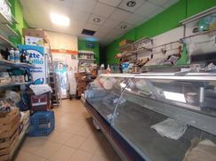 Negozio/Locale commerciale in Commerciale