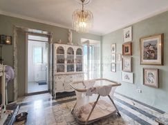 Casa Bi/Trifamiliare in Residenziale