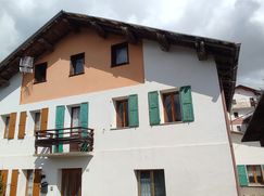 Casa Bi/Trifamiliare in Residenziale