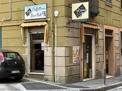 Attività/Licenza (con o senza mura) in Commerciale