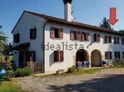 Casa Bi/Trifamiliare in Residenziale