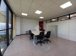 Ufficio in Commerciale