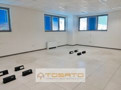 Ufficio in Commerciale