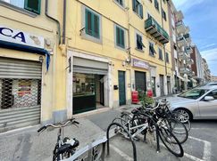 Negozio/Locale commerciale in Commerciale